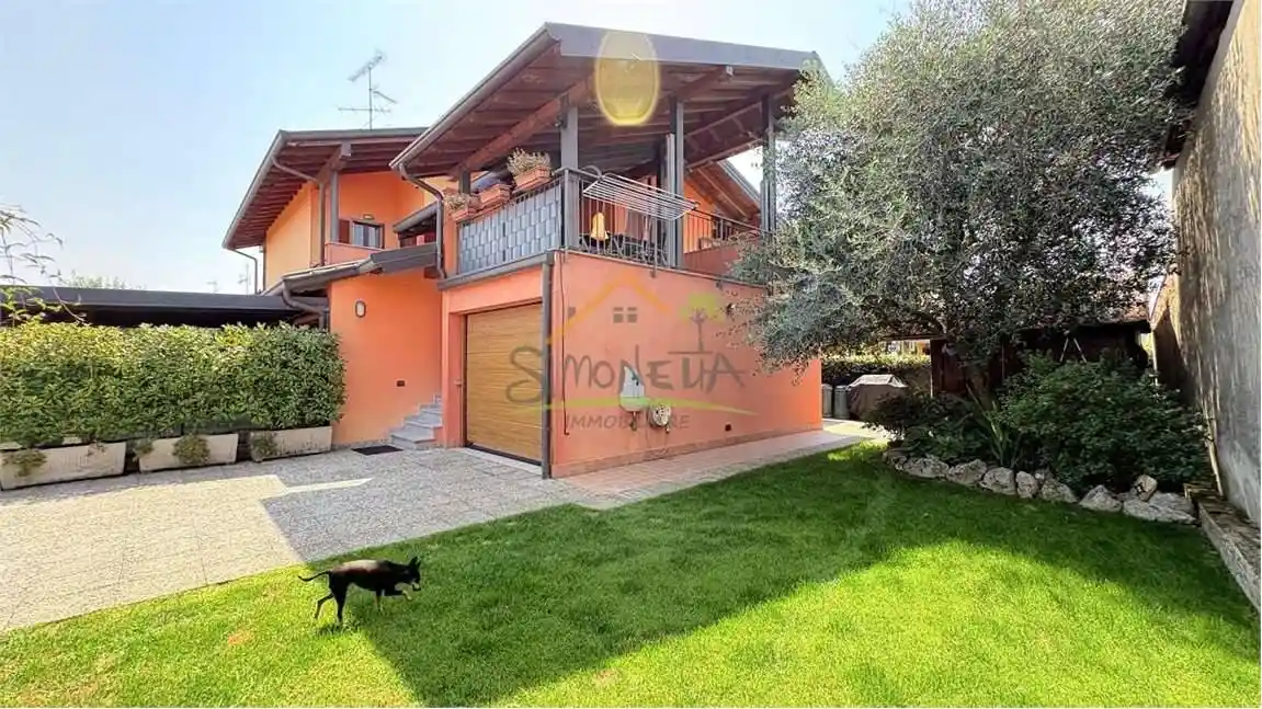Villetta a schiera in vendita a Bellinzago Novarese