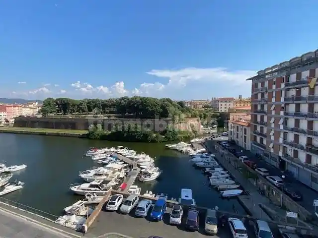 Appartamento in vendita a Livorno