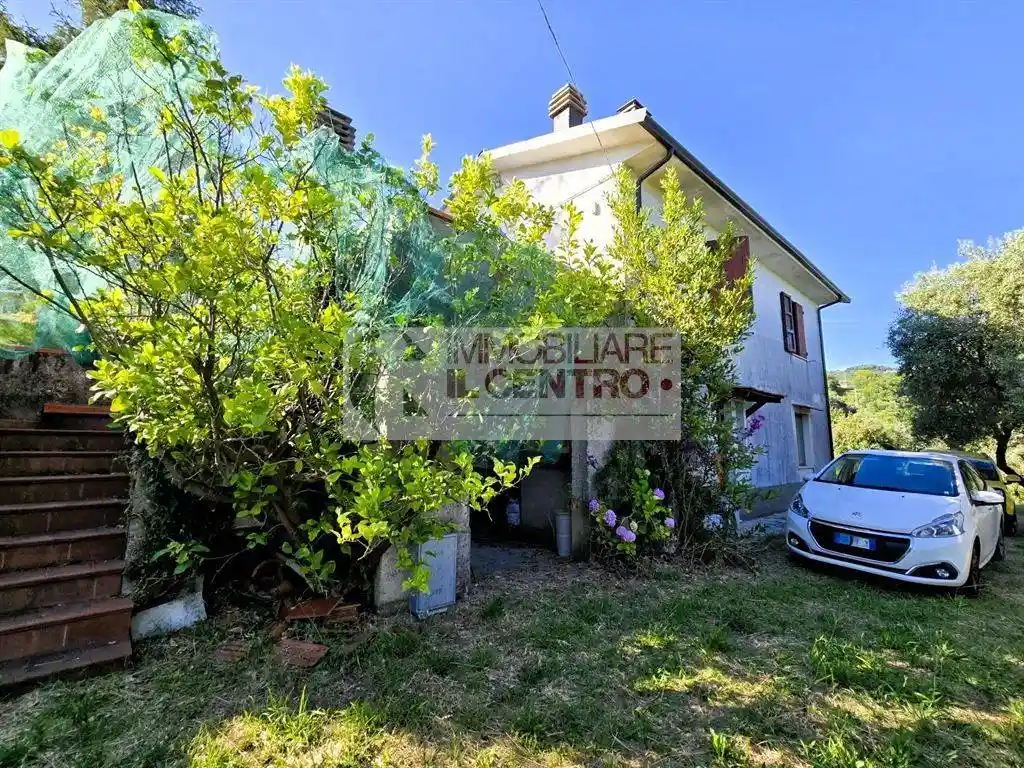 Casa indipendente in vendita a Fosdinovo