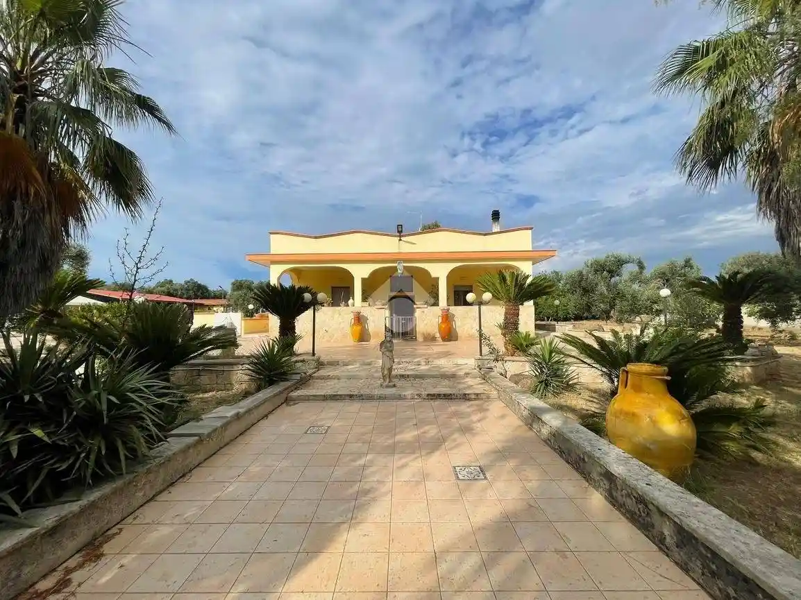 Villa in vendita a Grottaglie
