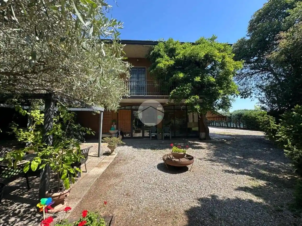 Villa in vendita a Rovato