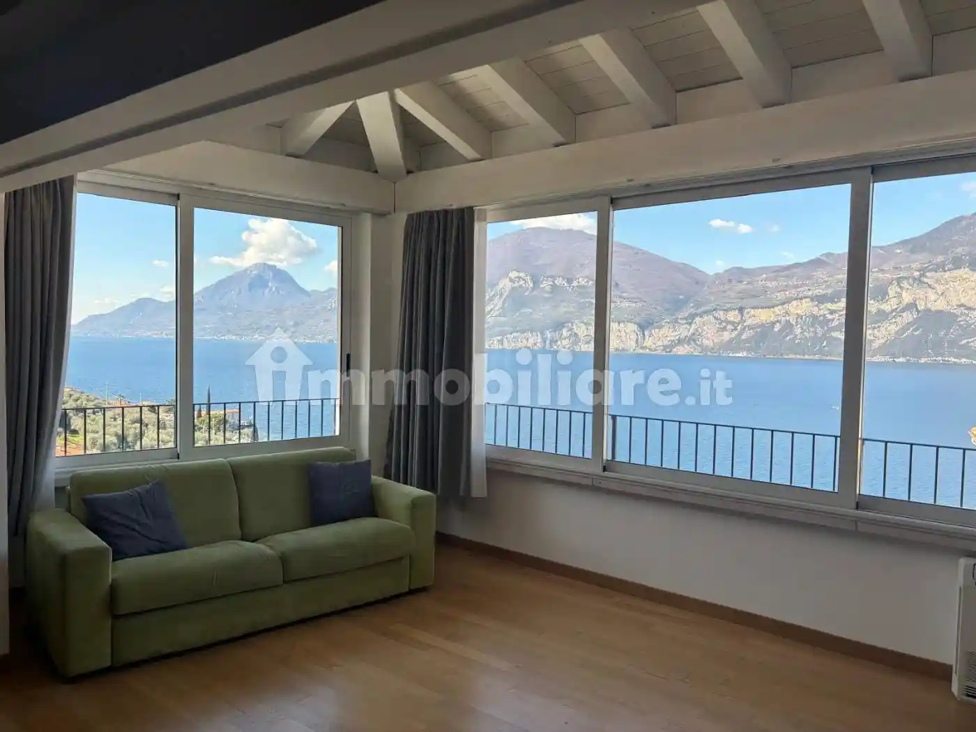Appartamento in vendita a Brenzone sul Garda