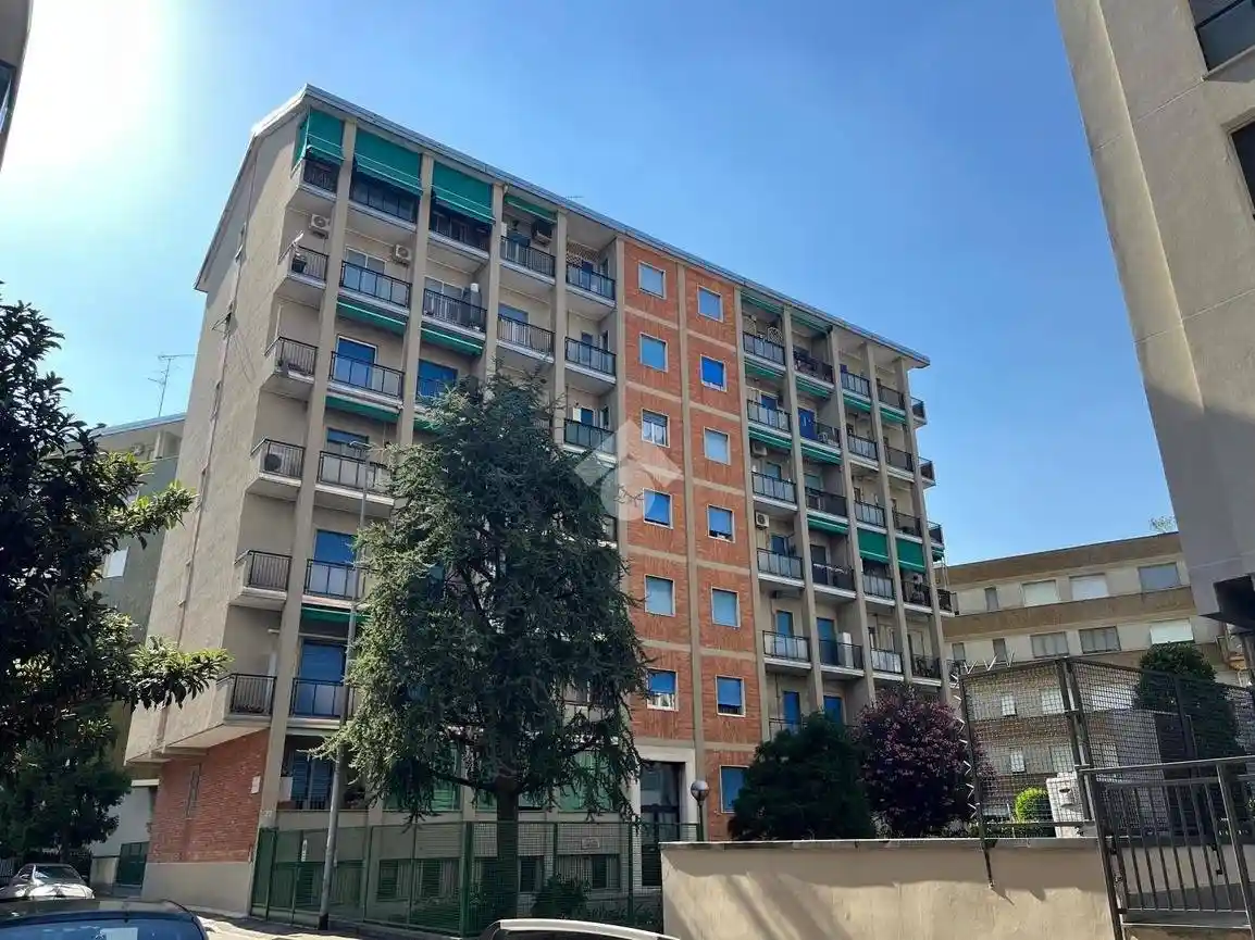 Appartamento in vendita a Corsico