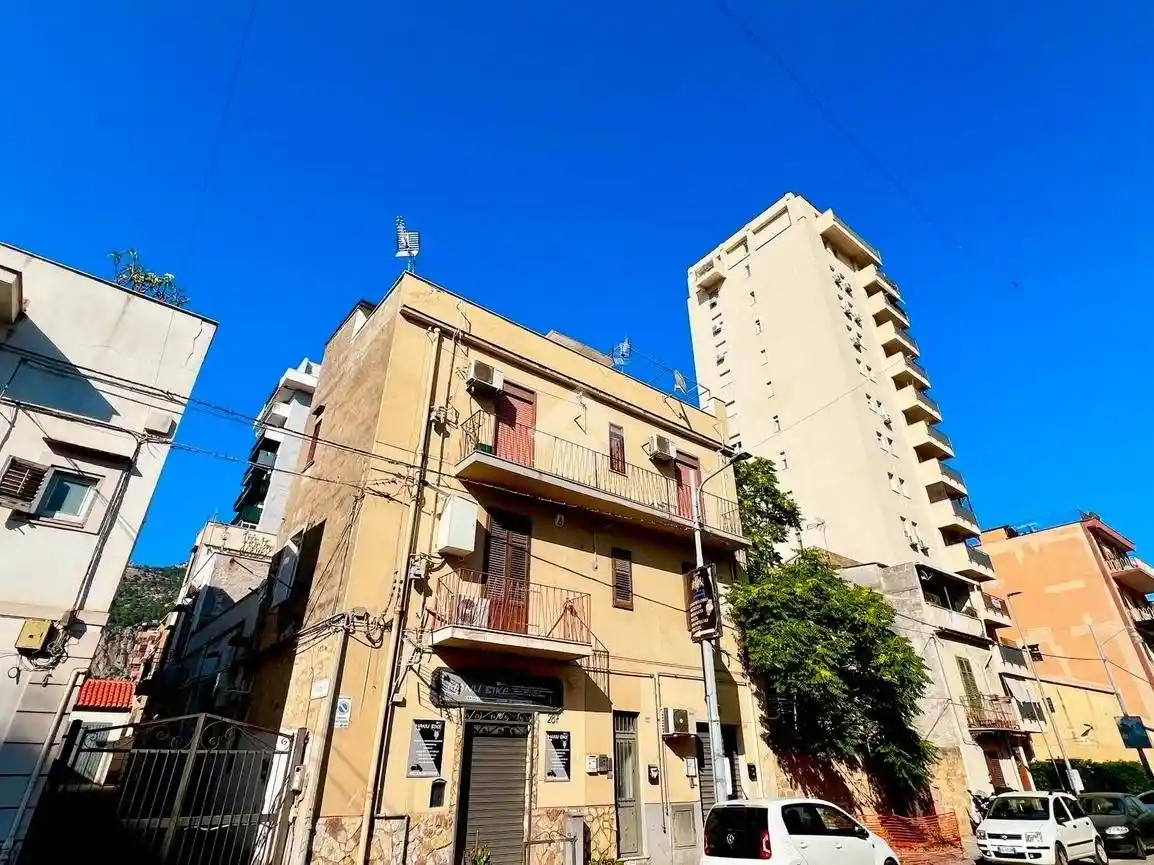Appartamento in vendita a Palermo