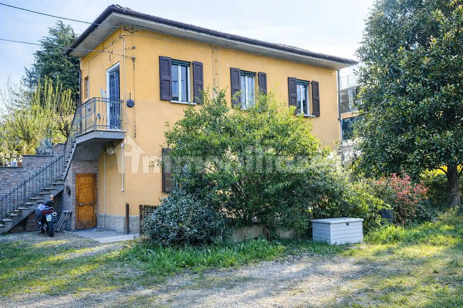 Casa indipendente in vendita a Casalecchio di Reno