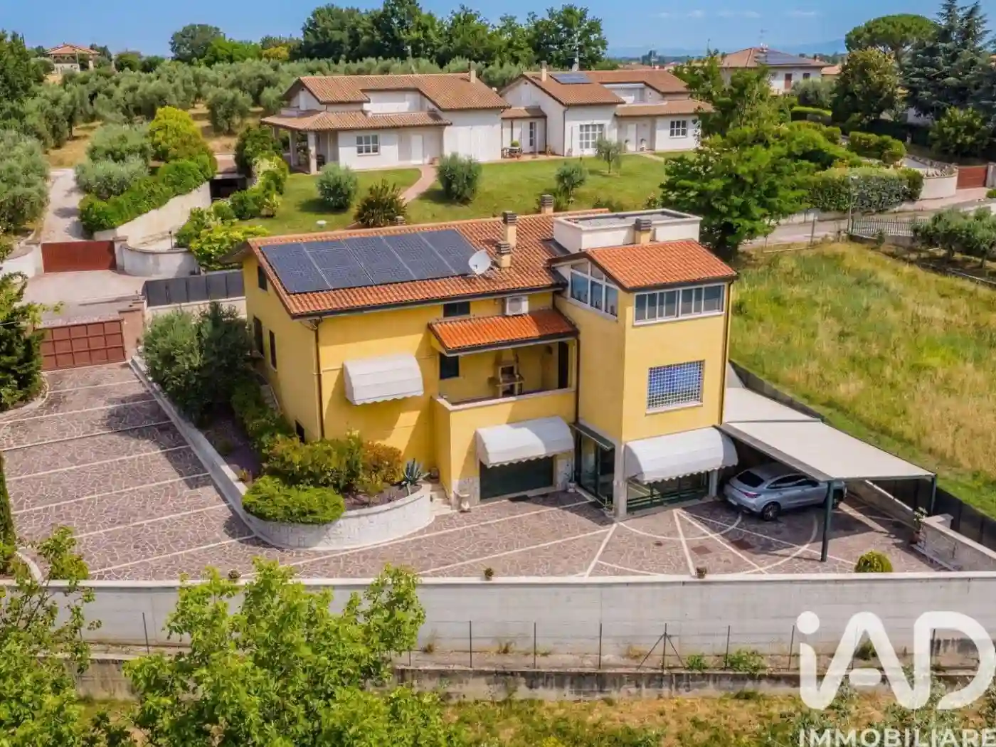 Villa - foto 2