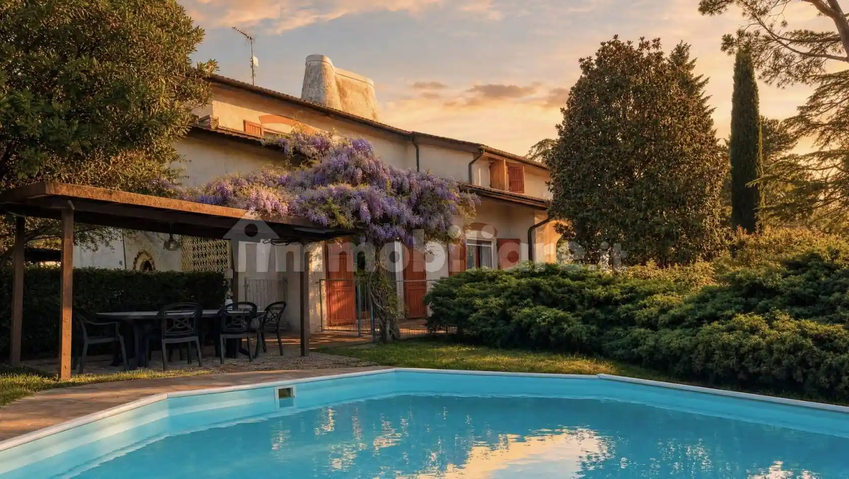 Villa in vendita a Pollenza