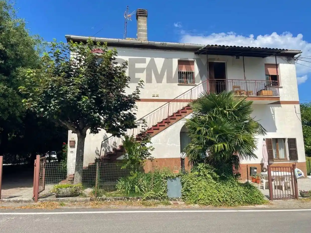 Casa indipendente in vendita a Fabriano