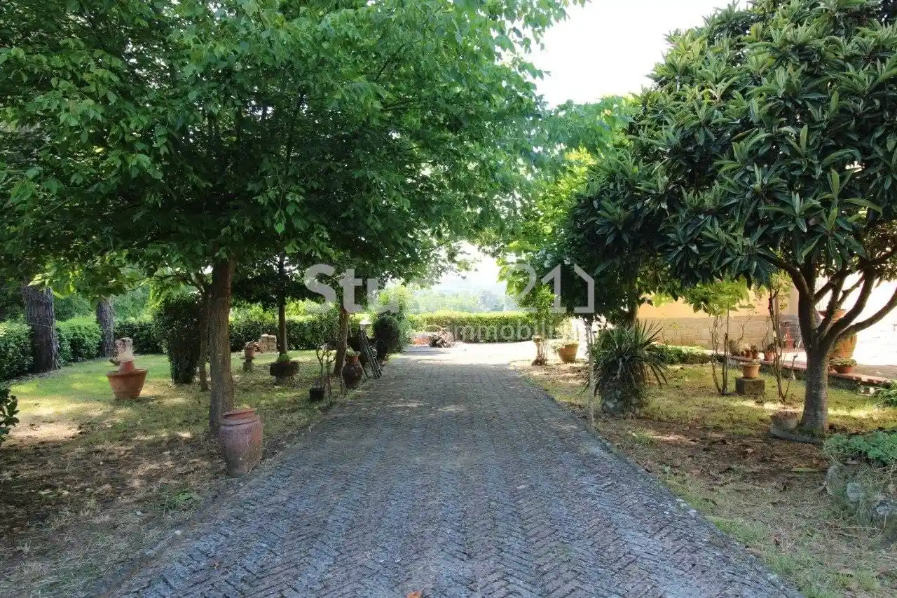 Villa in vendita a Reggello