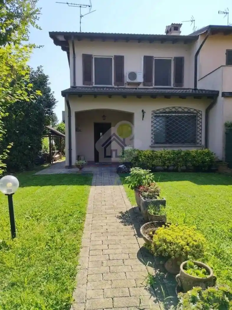 Villetta a schiera in vendita a San Fiorano