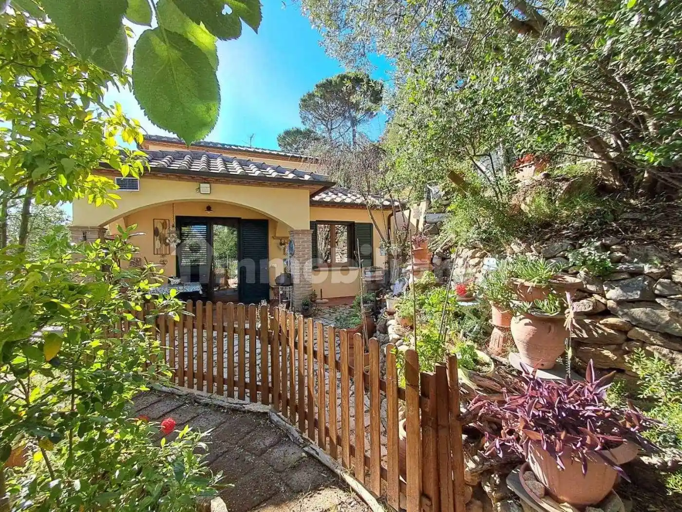 Appartamento in vendita a Campiglia Marittima