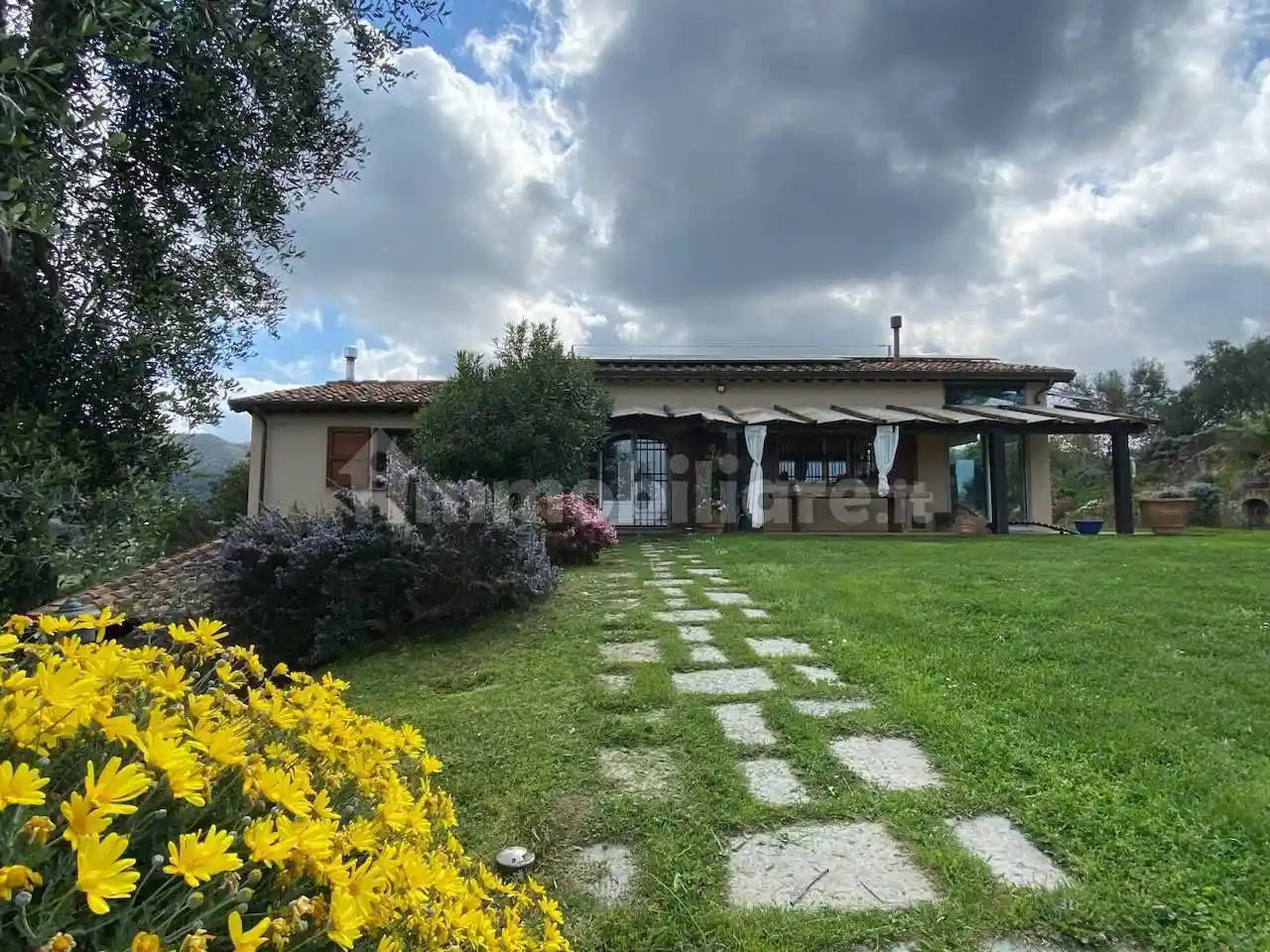 Villa in vendita a Castagneto Carducci