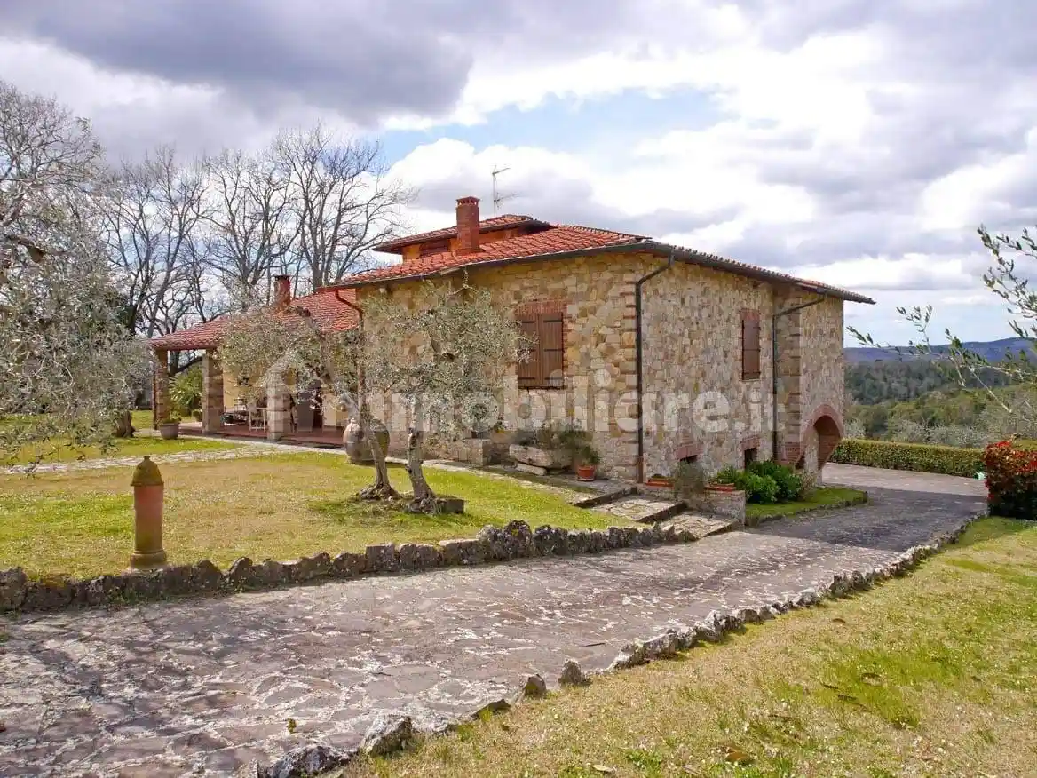 Villa in vendita a Castelnuovo Berardenga