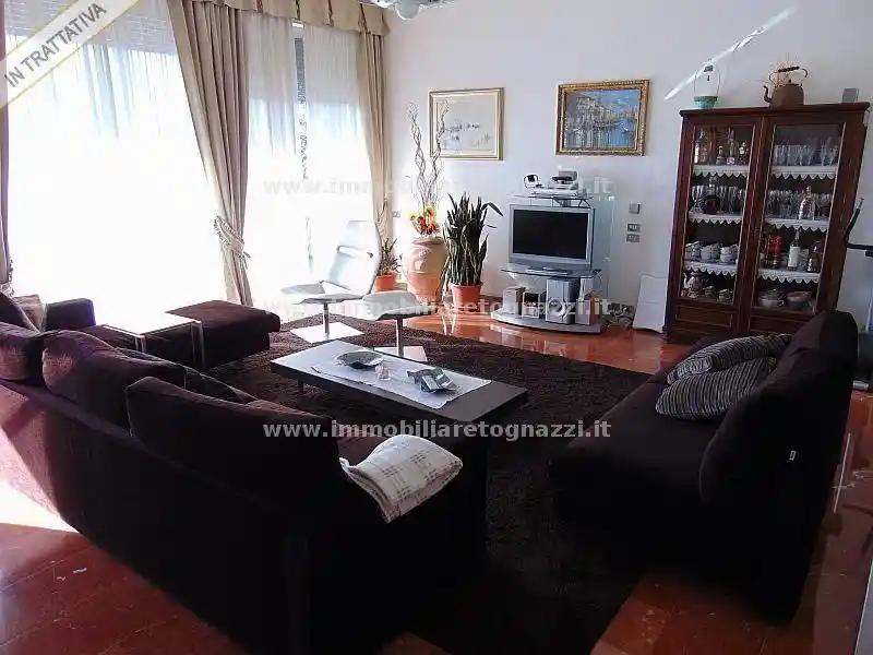 Appartamento in vendita a Gambassi Terme