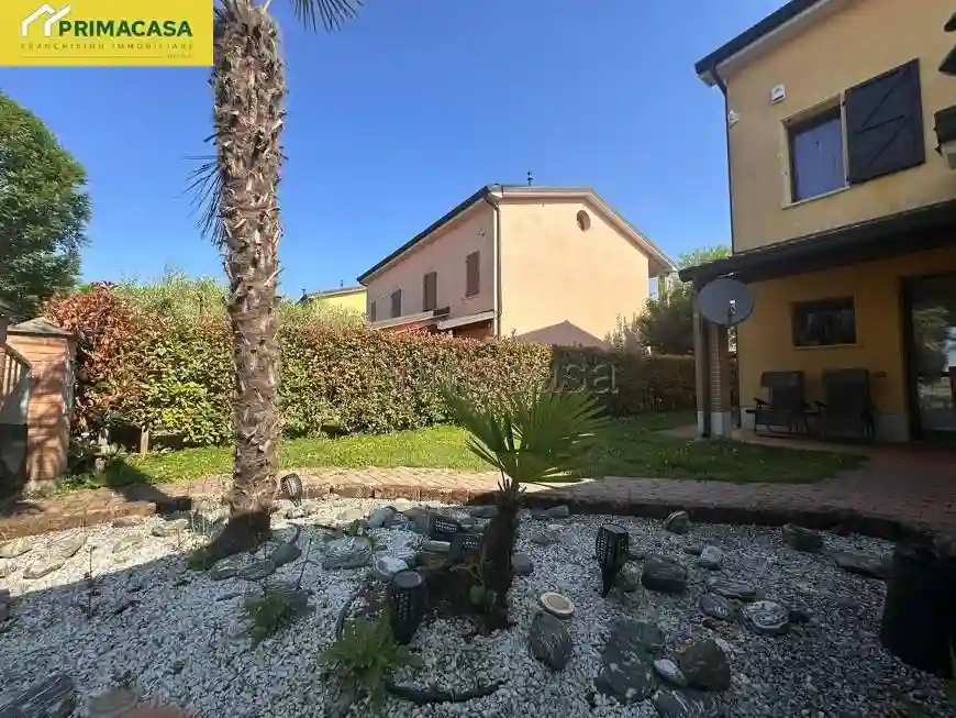 Villetta a schiera - foto 2