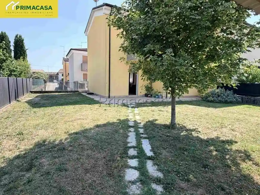 Villetta a schiera - foto 2