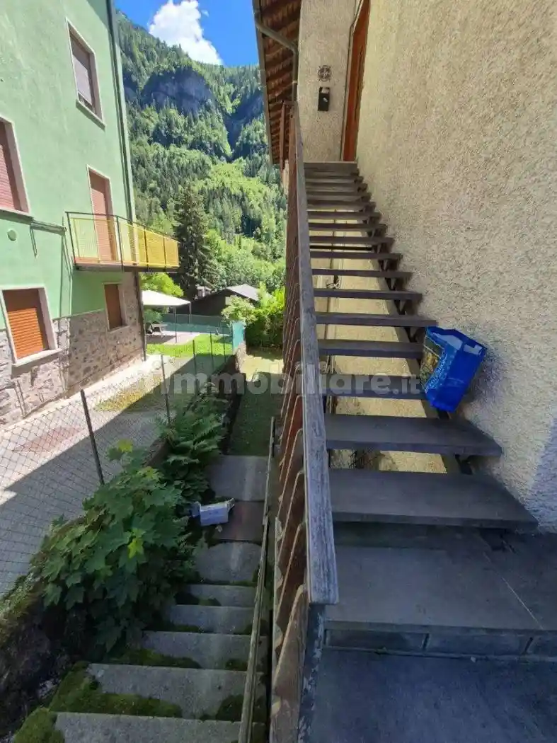 Villa in vendita a Roncobello