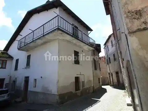 Villa in vendita a Rocca Grimalda