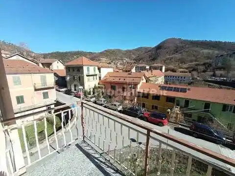 Appartamento in vendita a Rossiglione