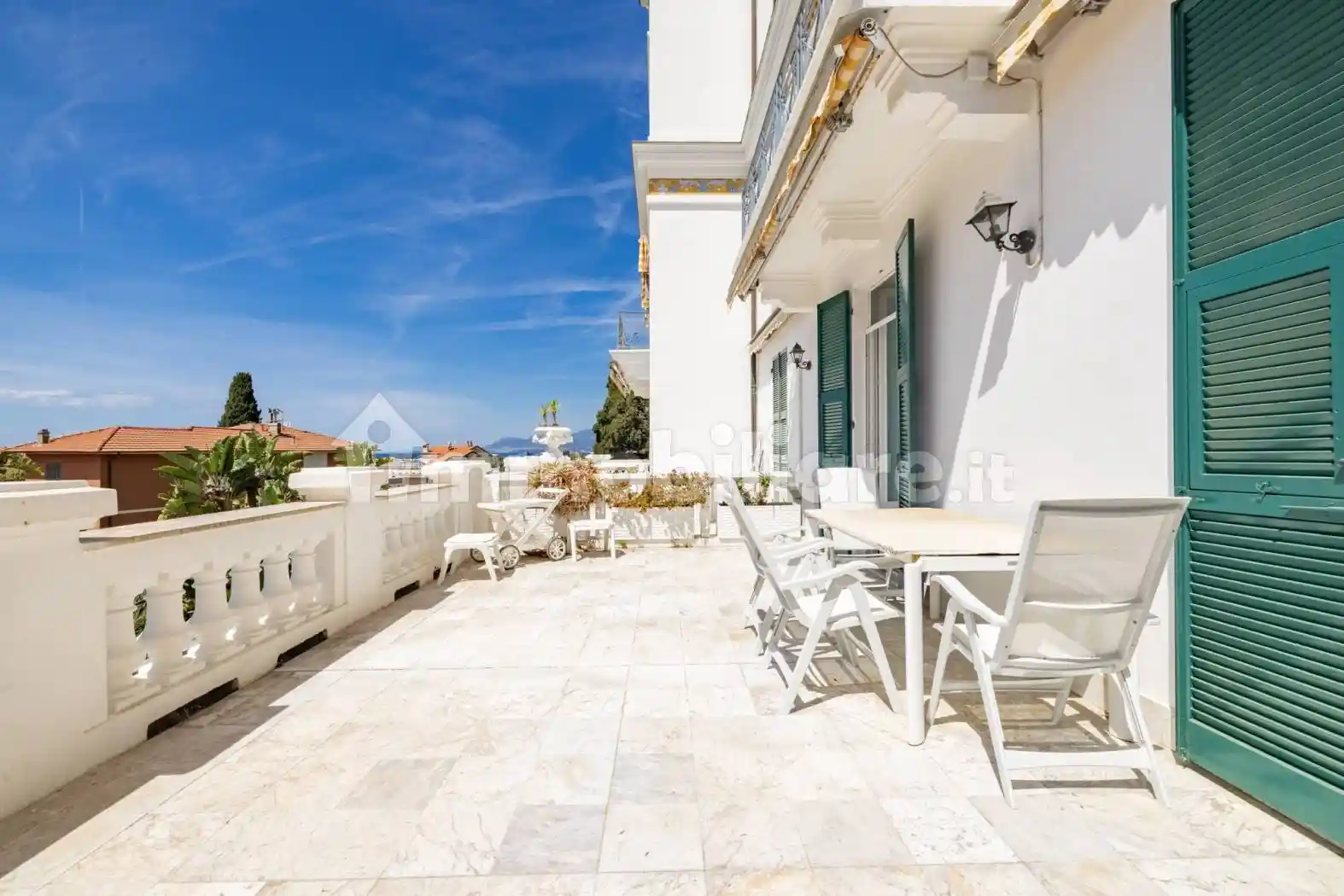 Appartamento in vendita a Bordighera