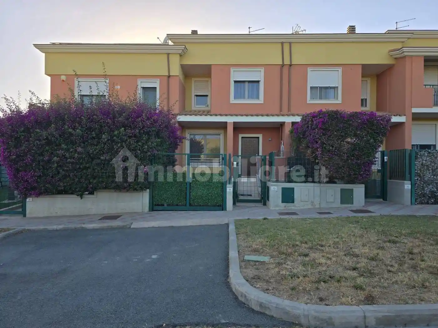 Villetta a schiera in vendita a Elmas