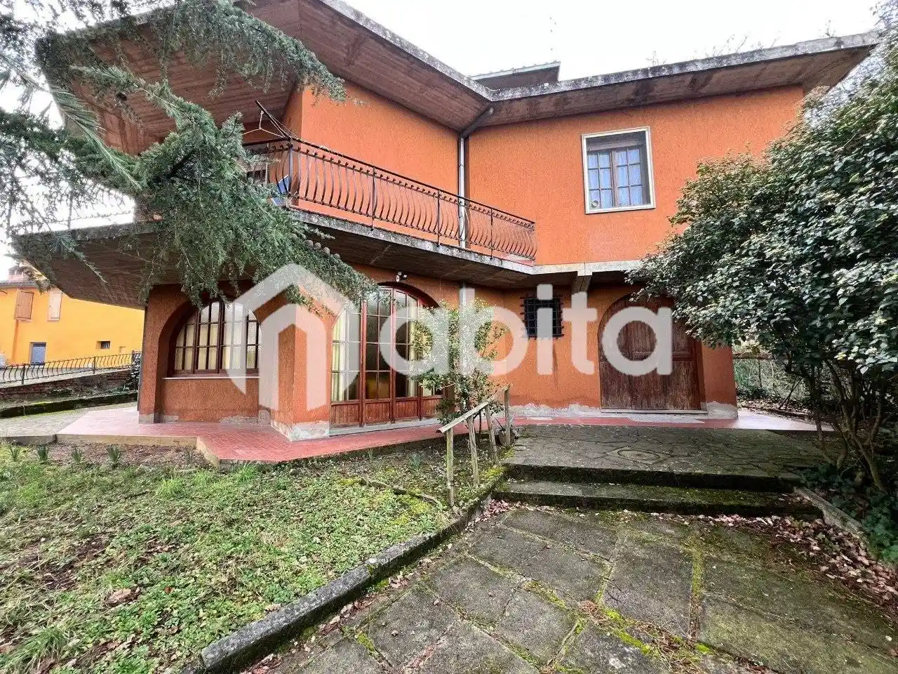 Villa in vendita a Bucine