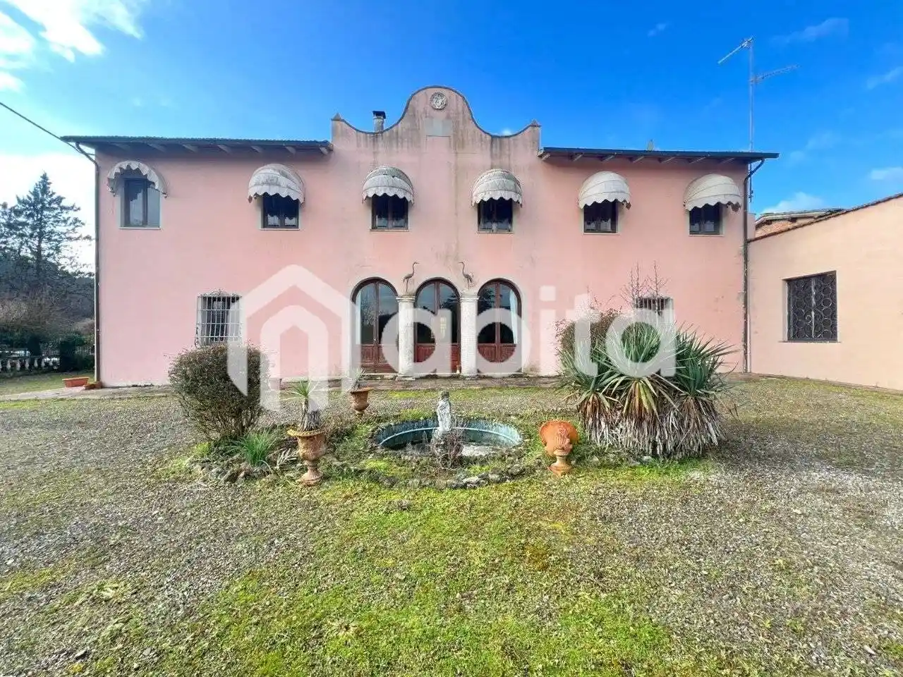 Villa in vendita a Montevarchi