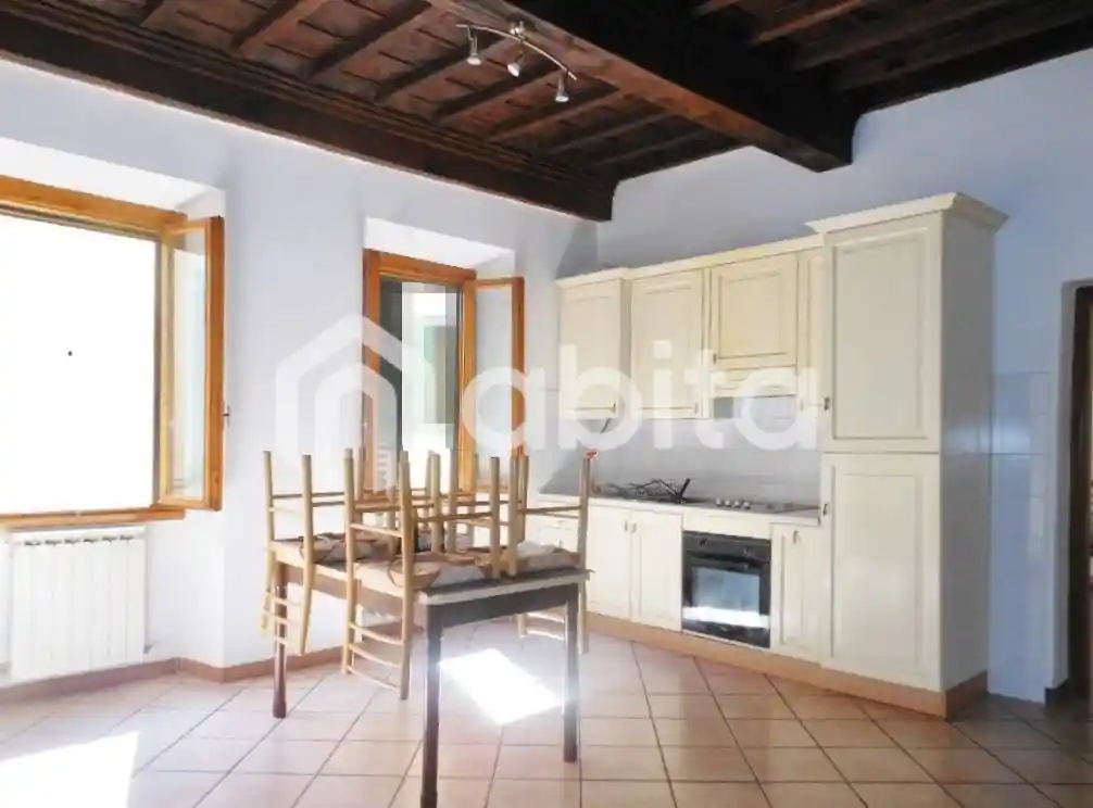 Appartamento in vendita a Montevarchi
