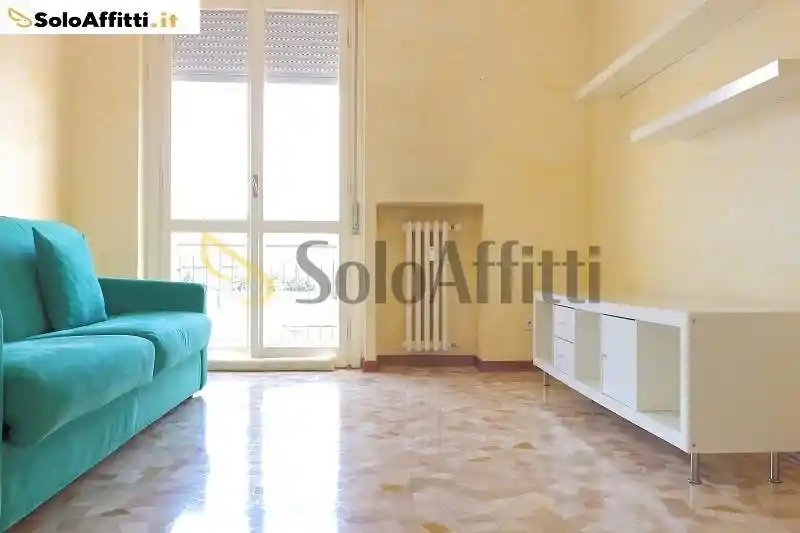 Appartamento in affitto a Desio