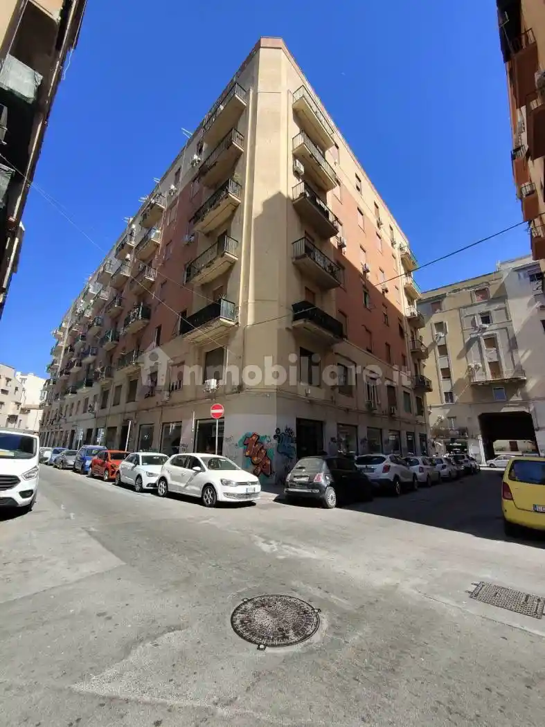 Appartamento in vendita a Palermo