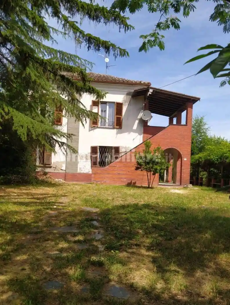 Villa in vendita a Capriata d'Orba