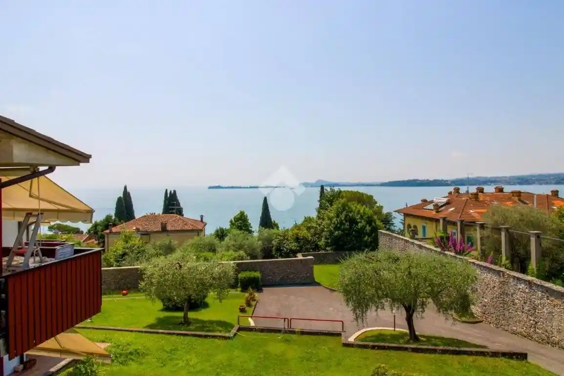 Appartamento in affitto a Gardone Riviera