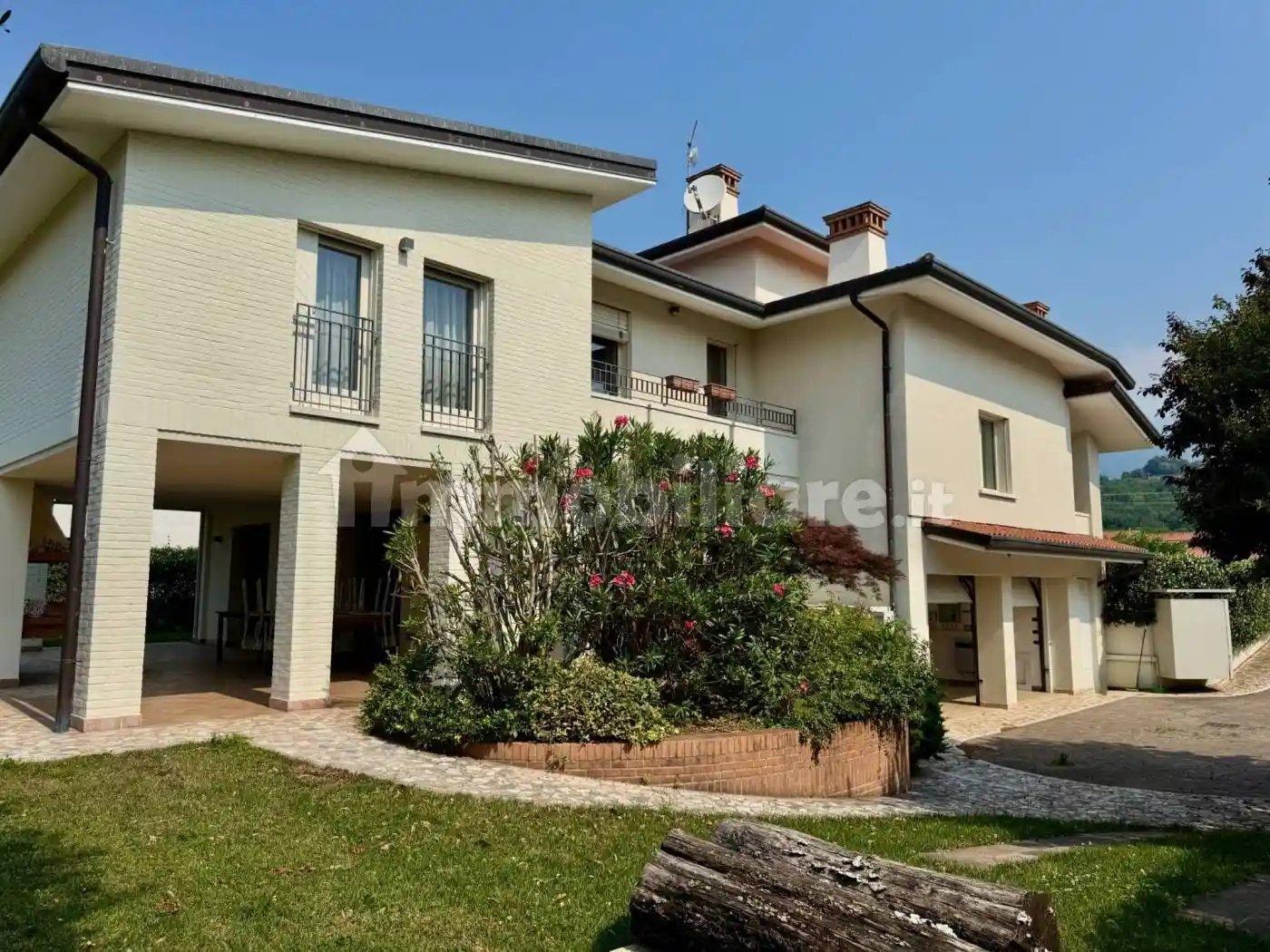 Villa in vendita a Zugliano