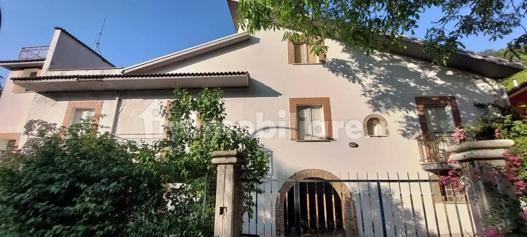 Villa in vendita a Isola del Gran Sasso d'Italia