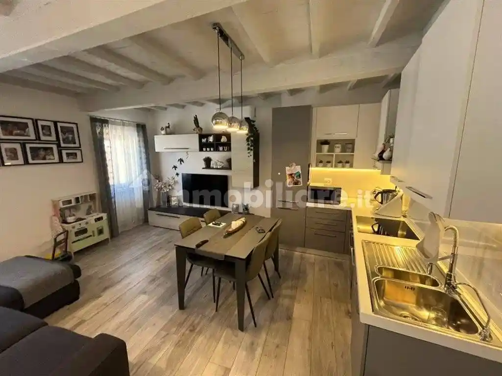 Appartamento in vendita a Civitella in Val di Chiana