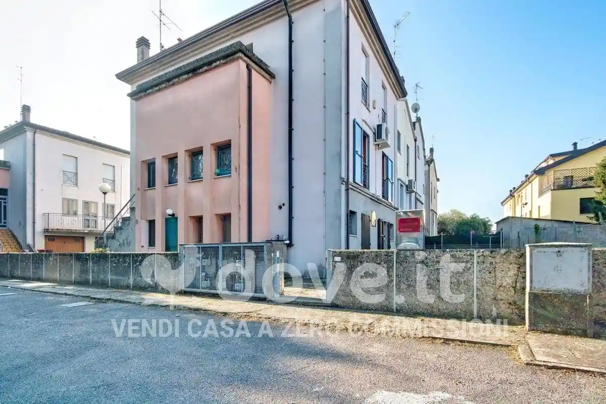 Villetta a schiera in vendita a Ferrara