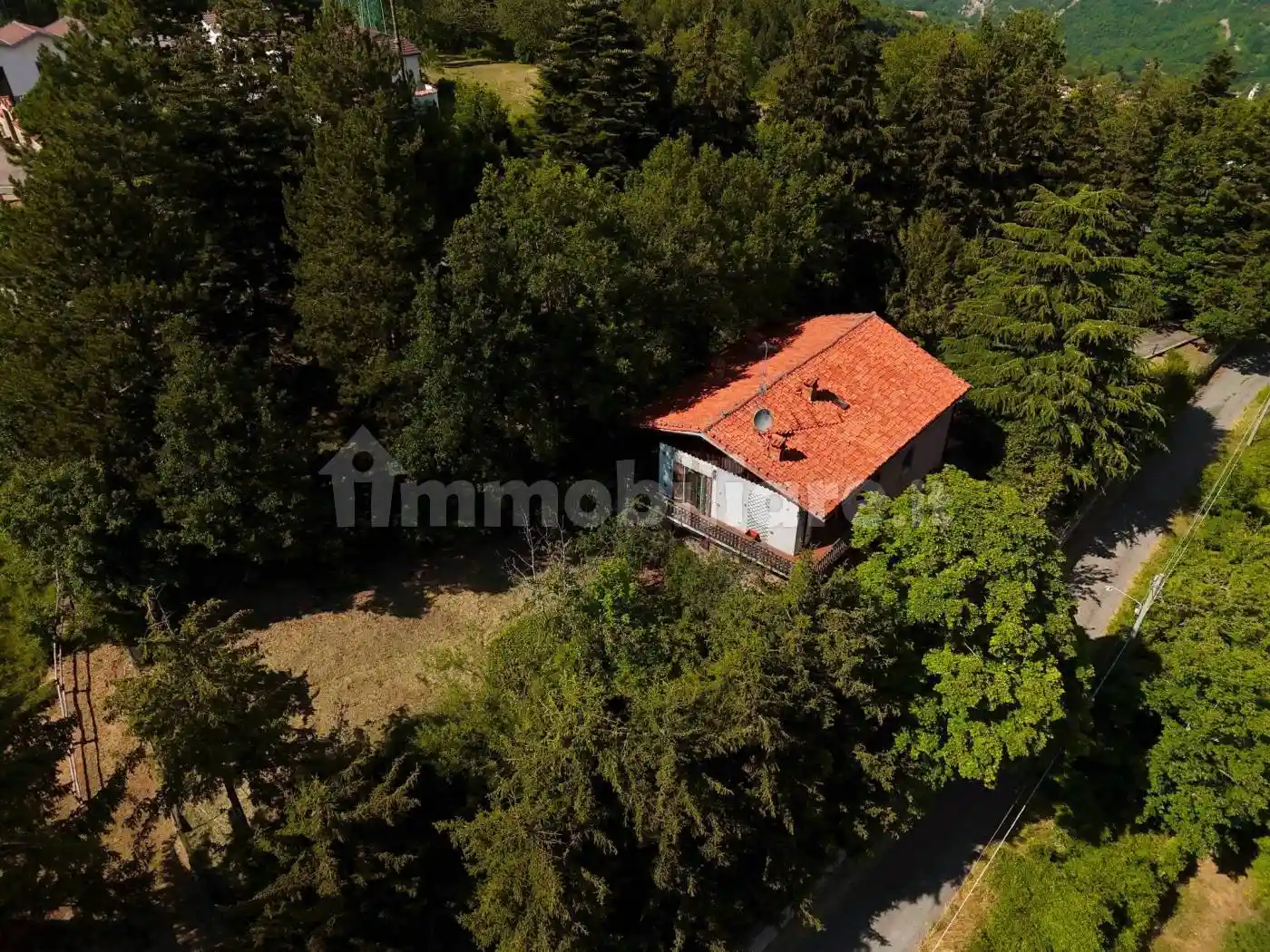Villa in vendita a Fabbrica Curone