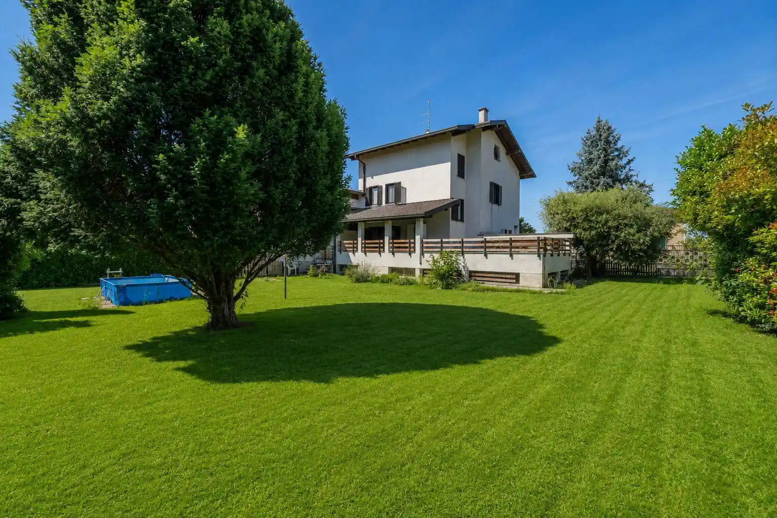 Villa in vendita a Cairate