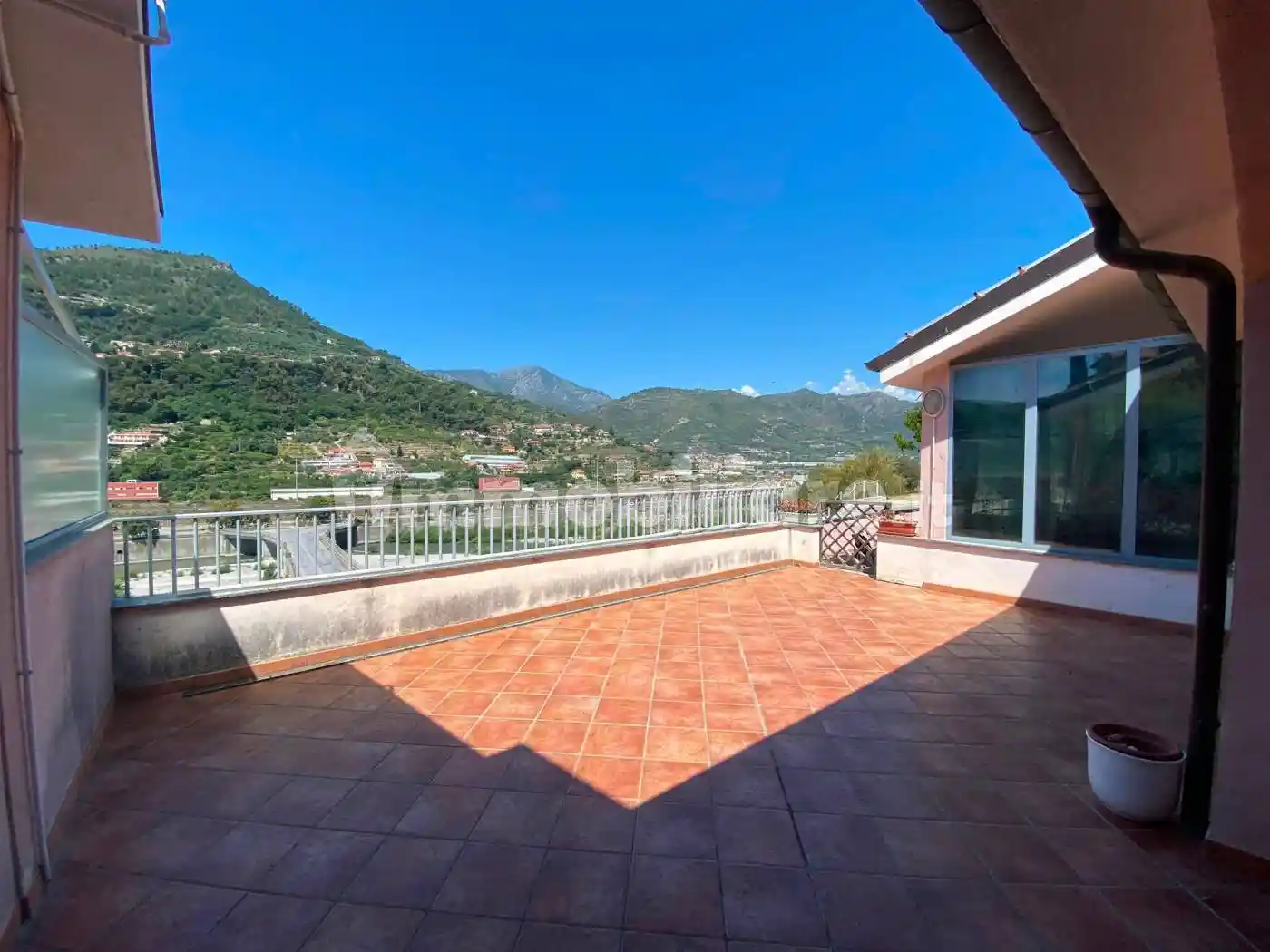 Villetta a schiera in vendita a Ventimiglia