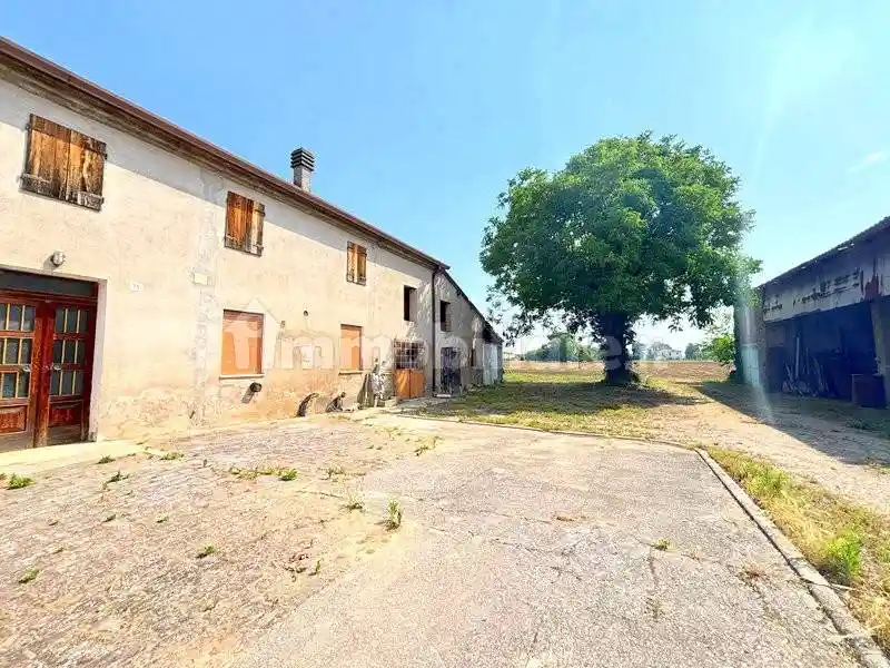 Villa in vendita a San Pietro di Morubio