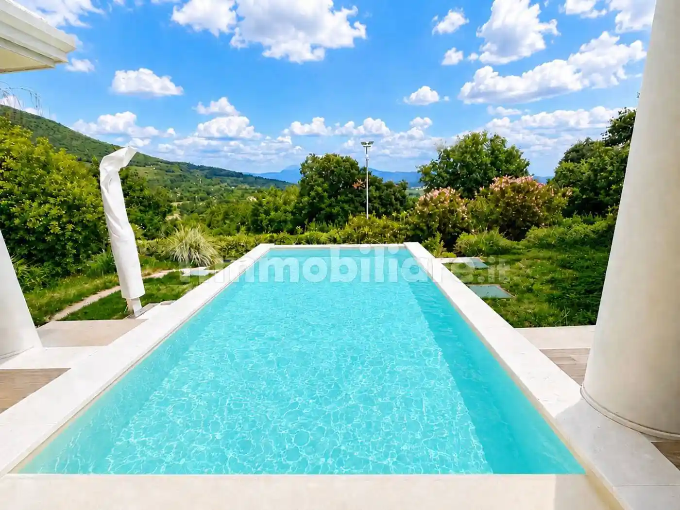 Villa in vendita a Costermano sul Garda