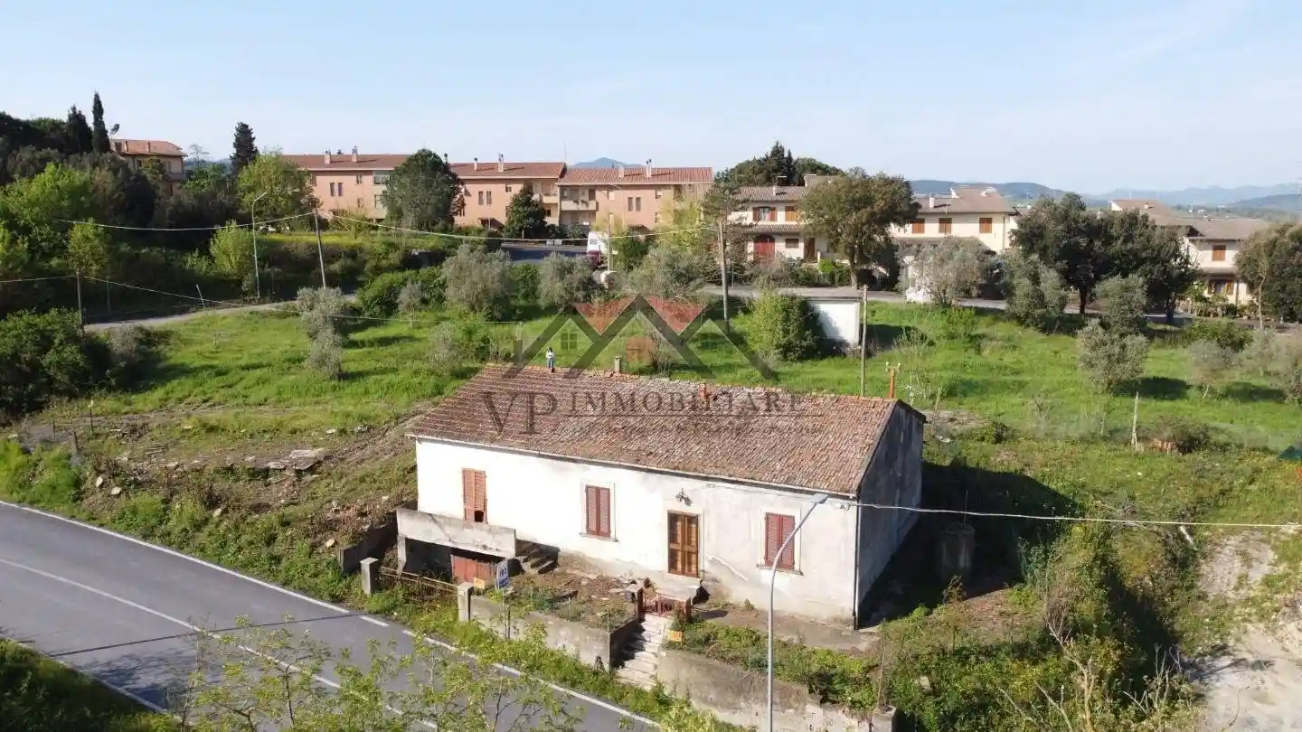 Casa indipendente in vendita a Volterra