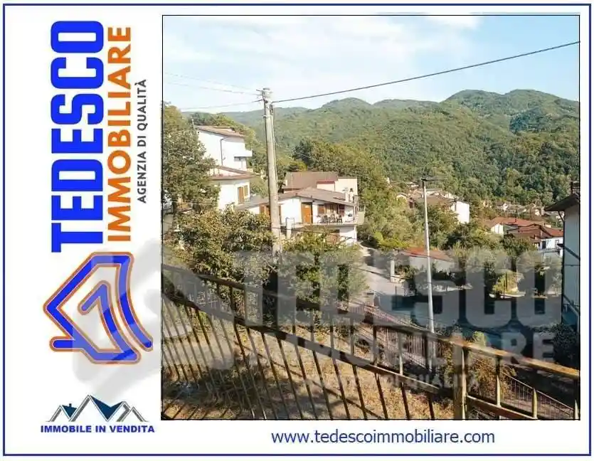 Casa indipendente in vendita a Sant'Angelo a Cupolo