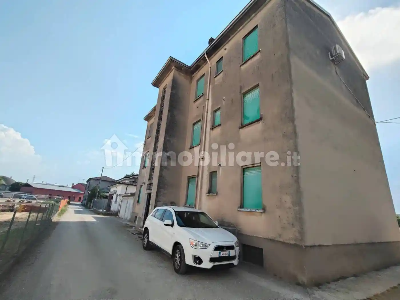 Palazzo - Edificio in vendita a Pontenure