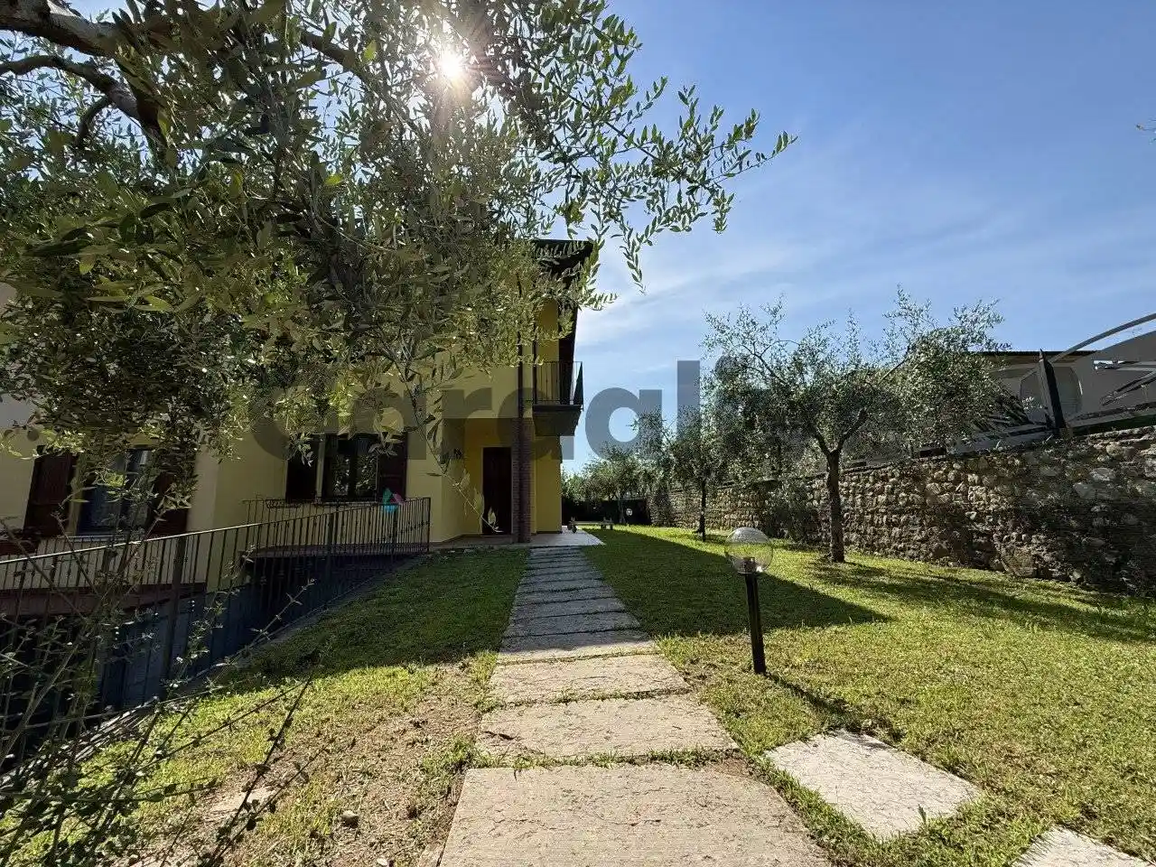 Villa in vendita a Polpenazze del Garda