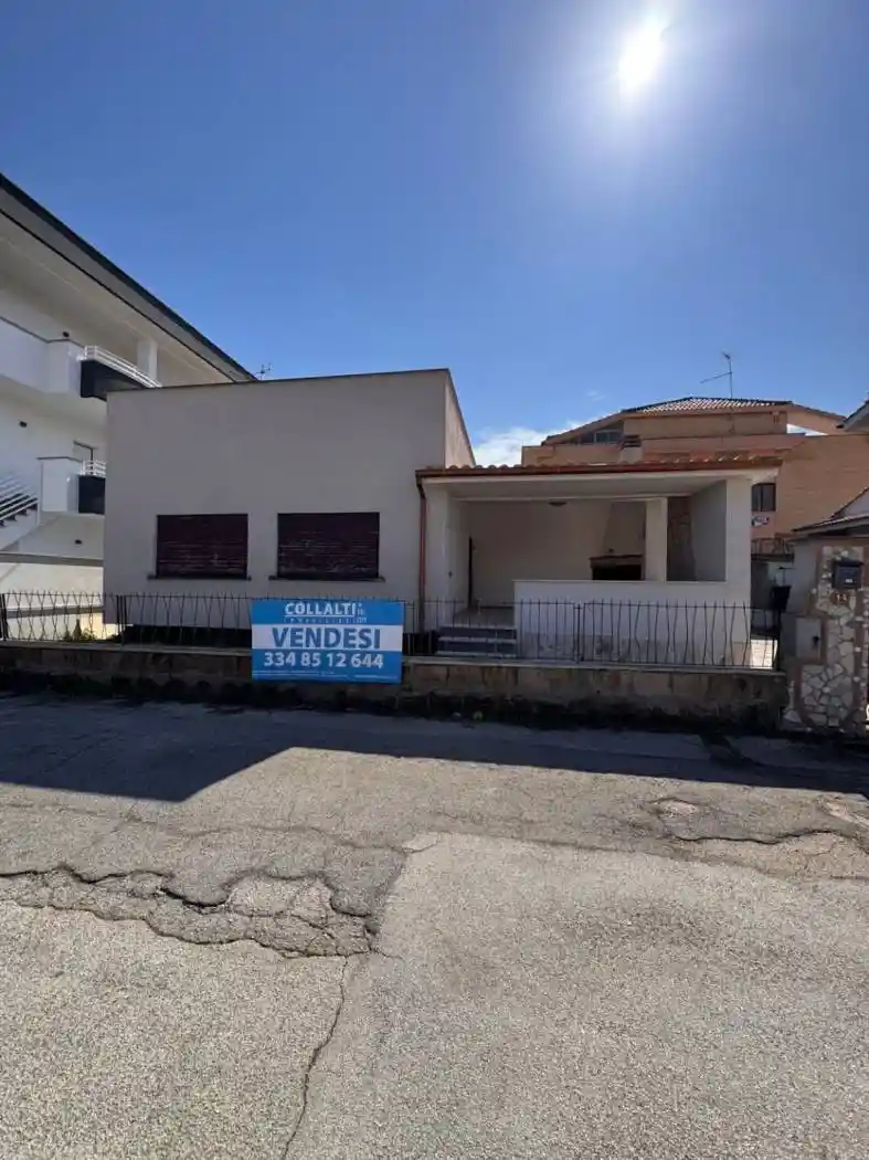 Villa in vendita a Nettuno