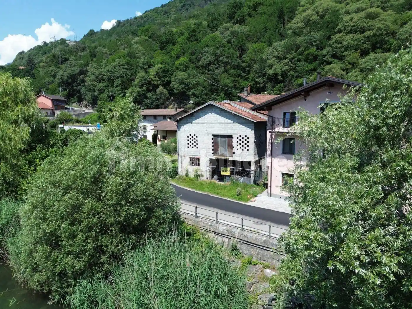 Rustico - Casale in vendita a Sorico