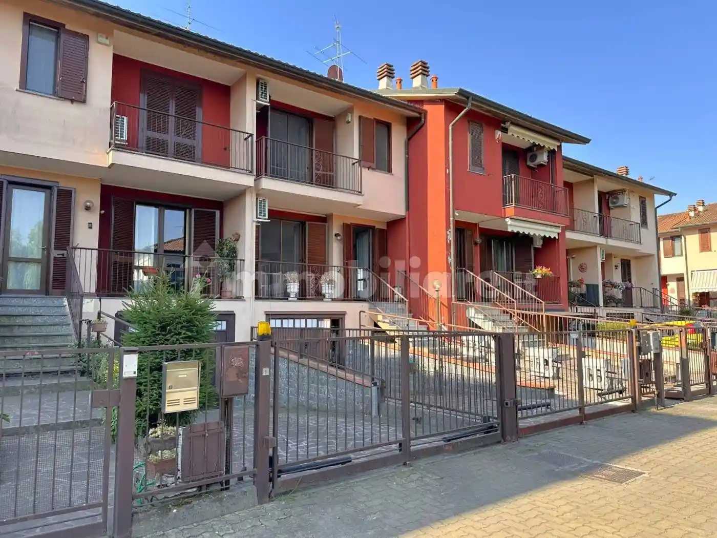 Villetta a schiera in vendita a Rosate