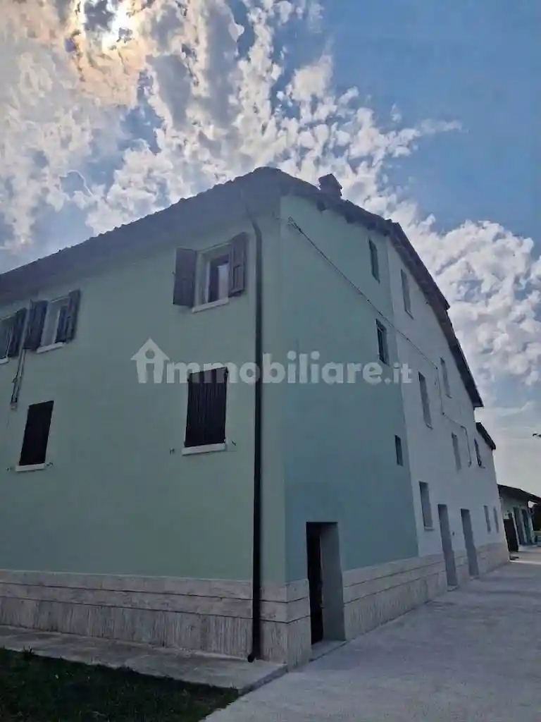 Casa indipendente in vendita a Castelnuovo Rangone