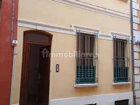 Villa in vendita a Cesena